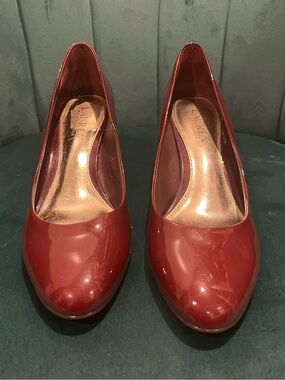 Ralph Lauren Magenta 7.5 Patent Leather Block Heels